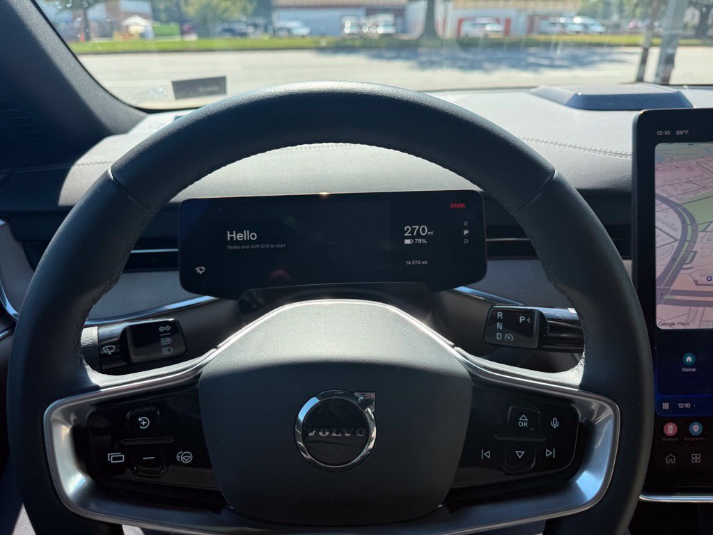 Used 2025 Volvo EX90 Ultra AWD/4WD image 9