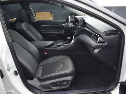 Used 2023 Toyota Camry XSE w/ Navigation Package AWD/4WD image 10