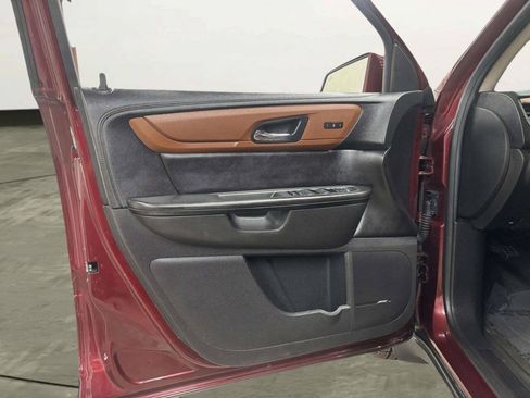 Used 2016 Chevrolet Traverse LT AWD/4WD image 13