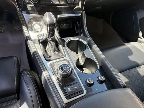 Used 2020 Nissan Maxima Platinum w/ Sport Mat Group FWD image 23