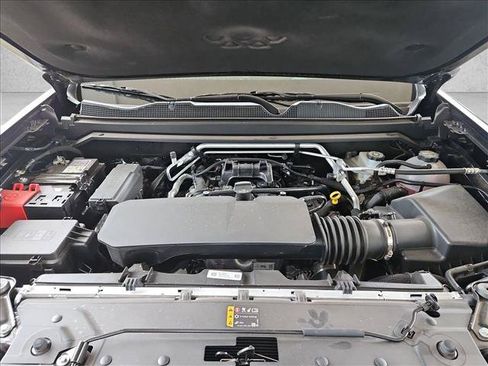 Used 2026 Chevrolet Colorado Z71 AWD/4WD image 23