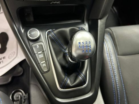 Used 2017 Ford Focus RS AWD/4WD image 14