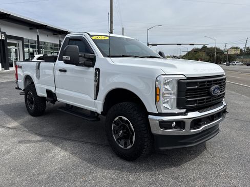 Used 2024 Ford F250 XL w/ FX4 Off-Road Package AWD/4WD image 7