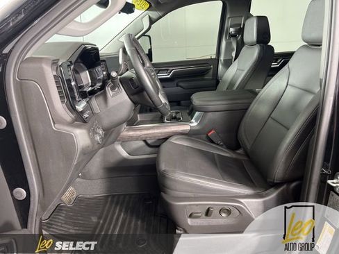 Used 2024 Chevrolet Silverado 2500 LTZ w/ LTZ Plus Package image 13