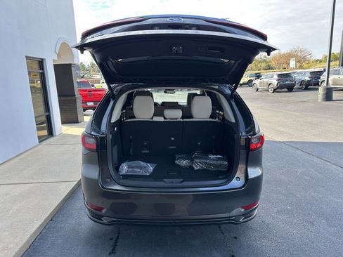 New 2026 MAZDA CX-90 3.3 Turbo w/ Preferred Package AWD/4WD image 18
