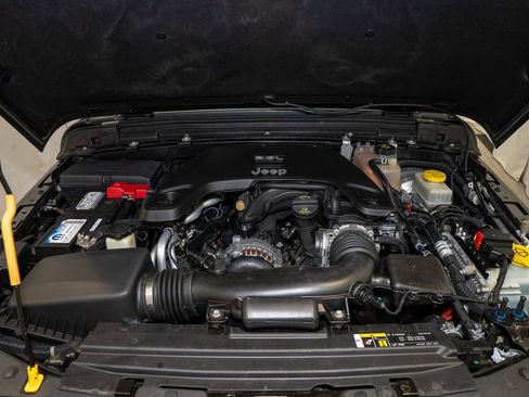 Used 2020 Jeep Wrangler Unlimited Sport S image 18