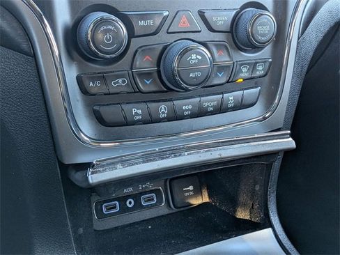 Certified 2018 Jeep Grand Cherokee Laredo image 21