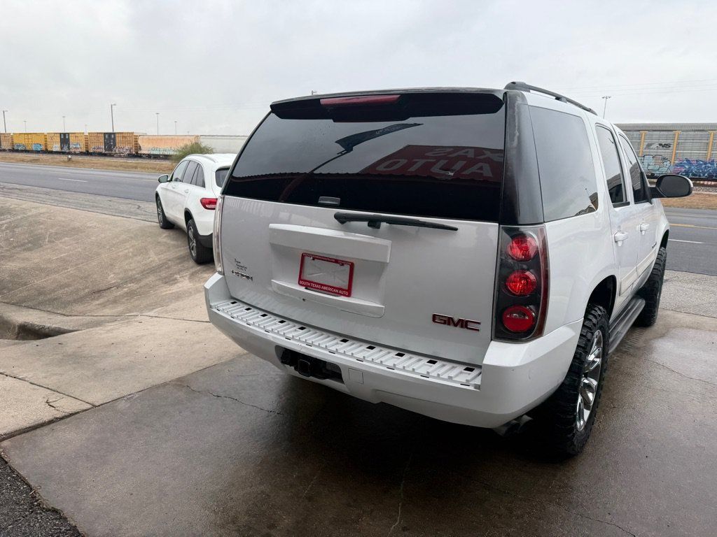 Used 2009 GMC Yukon SLE RWD image 17