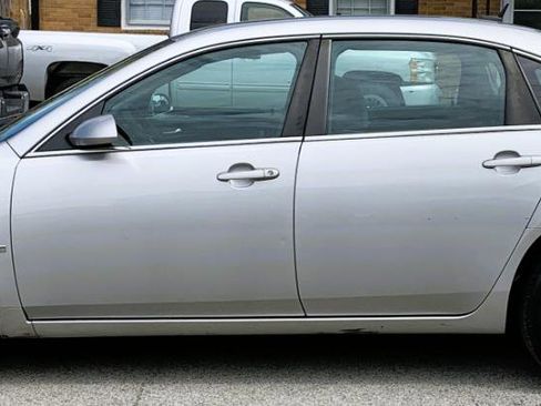 Used 2008 Chevrolet Impala LT image 2