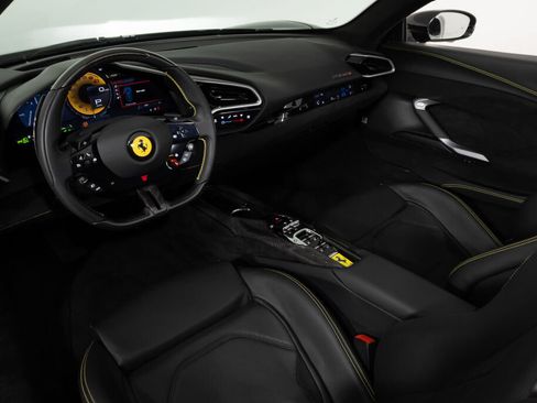 Used 2025 Ferrari 296 GTS RWD image 40