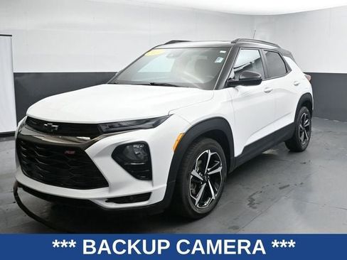 Used 2023 Chevrolet TrailBlazer RS w/ Sun and Liftgate Package image 5