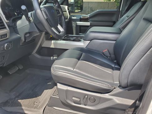 Used 2022 Ford F350 Lariat w/ Lariat Value Package AWD/4WD image 13
