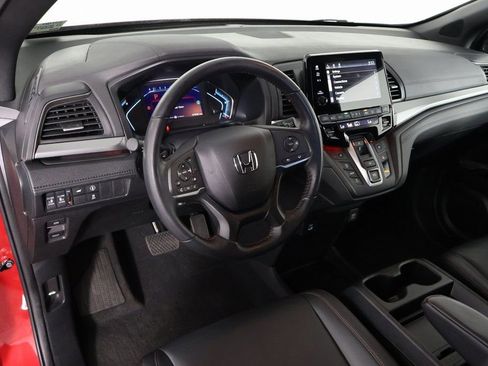 Used 2024 Honda Odyssey Sport image 7