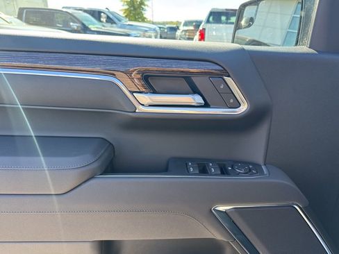 New 2026 GMC Sierra 1500 Elevation image 14