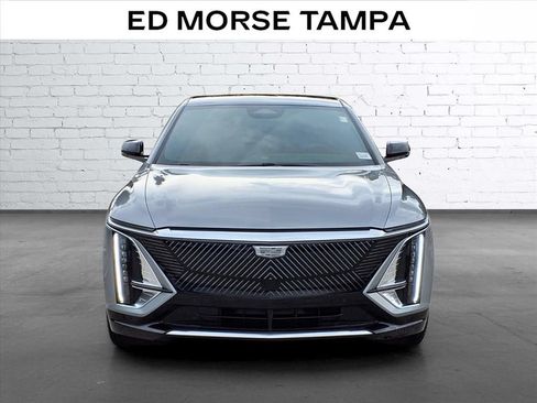 Used 2024 Cadillac Lyriq Tech RWD image 6