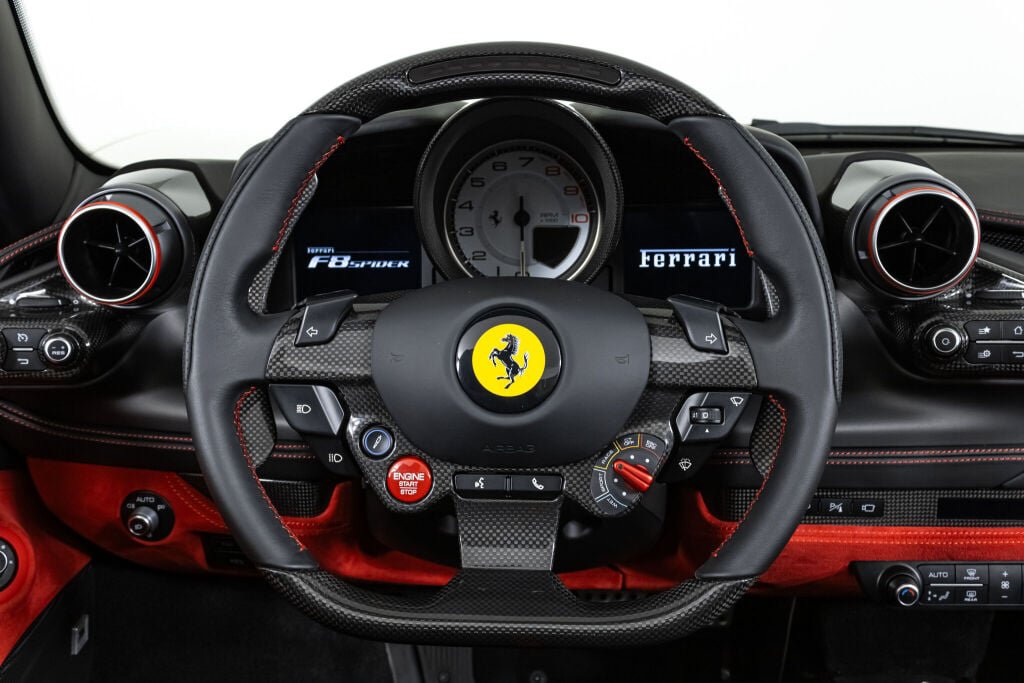 Used 2022 Ferrari F8 Tributo RWD image 5