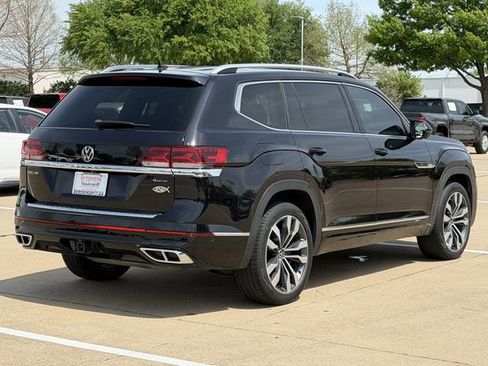 Used 2023 Volkswagen Atlas SEL Premium image 4