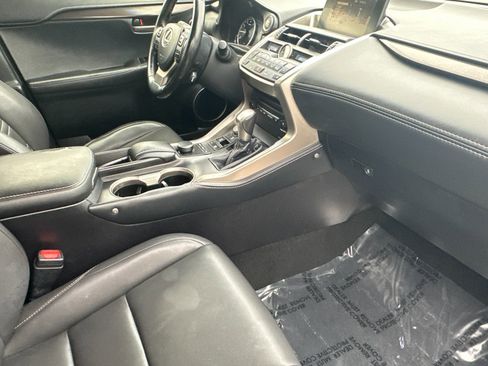 Used 2016 Lexus NX 200t FWD image 16