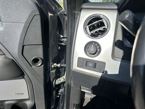 Used 2013 Ford F150 Platinum AWD/4WD image 16