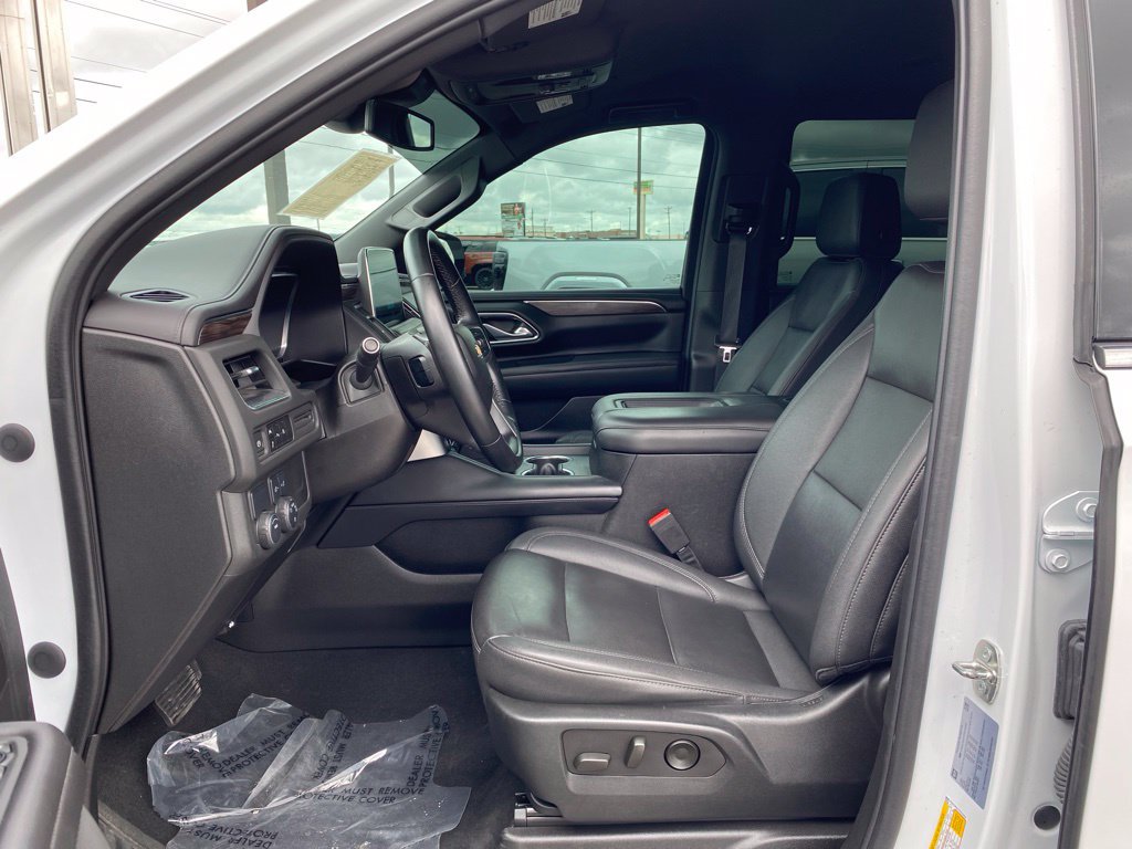 Used 2023 Chevrolet Tahoe LT RWD image 9