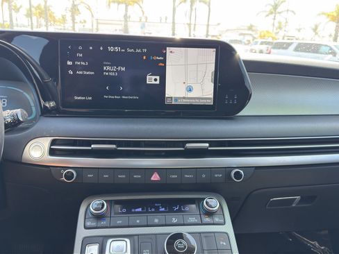 Used 2024 Hyundai Palisade SEL FWD image 14