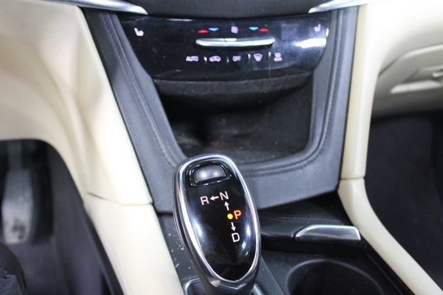 Used 2018 Cadillac XT5 Luxury w/ Driver Awareness Package AWD/4WD image 22