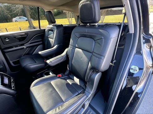 Certified 2022 Lincoln Aviator Reserve w/ Equipment Group 201A image 26