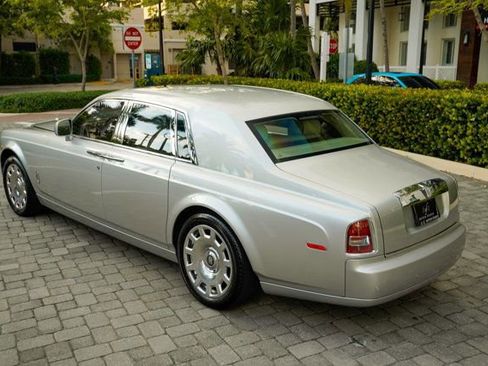 Used 2013 Rolls-Royce Phantom Sedan image 47