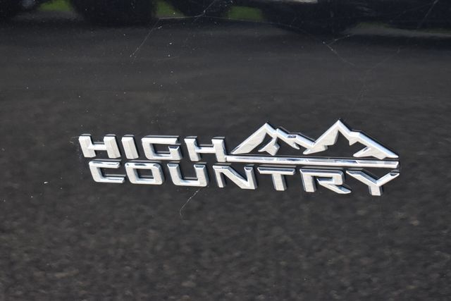 Used 2022 Chevrolet Traverse High Country AWD/4WD image 12
