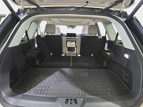 Used 2025 Lincoln Aviator Reserve w/ Illumination Package image 14