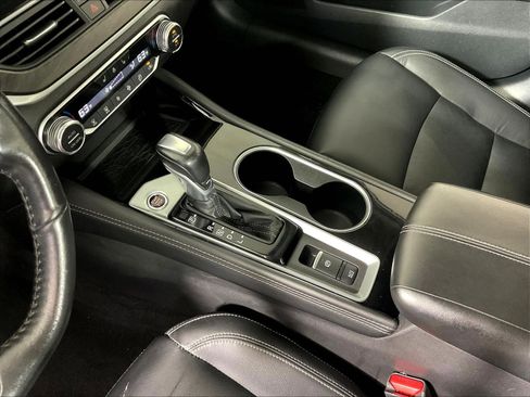 Used 2023 Nissan Altima 2.5 SL FWD image 18