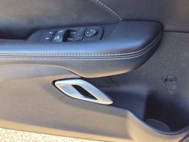 Used 2016 Dodge Challenger R/T Scat Pack w/ Leather Interior Group RWD image 28