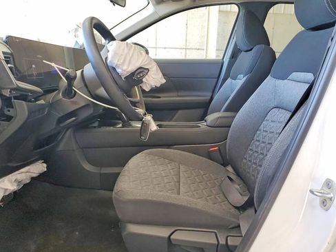 Used 2026 Nissan Kicks SV AWD/4WD image 7