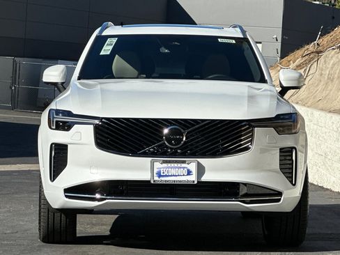 New 2026 Volvo XC90 T8 Plus image 3