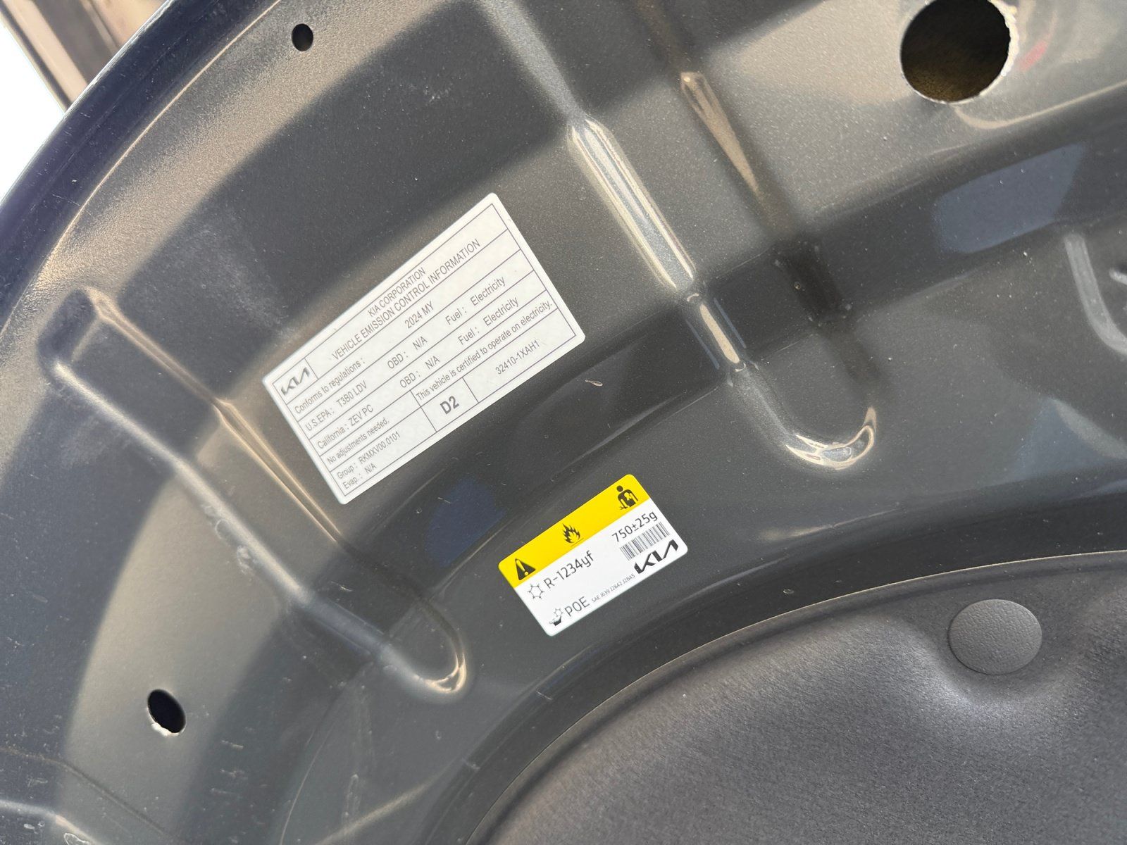 Used 2024 Kia EV6 Light RWD image 13