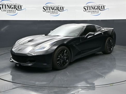 Used 2014 Chevrolet Corvette Stingray Coupe RWD image 3