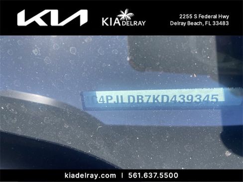 Used 2019 Jeep Cherokee Limited image 10