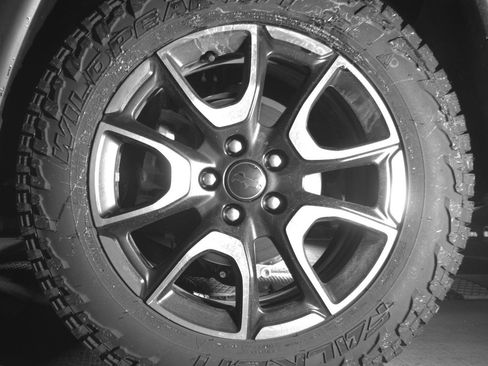 Used 2025 Jeep Compass Trailhawk AWD/4WD image 14