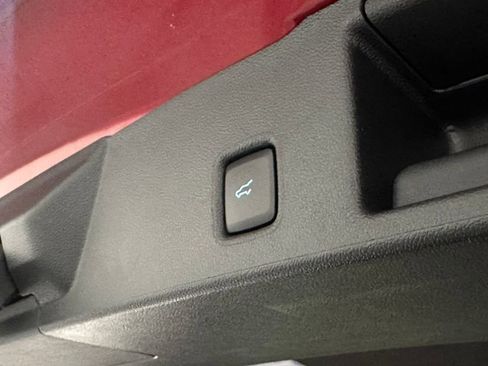 New 2025 Ford Escape SE w/ PHEV Premium Package FWD image 8