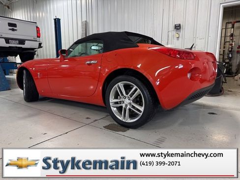 Used 2009 Pontiac Solstice Street Edition image 6