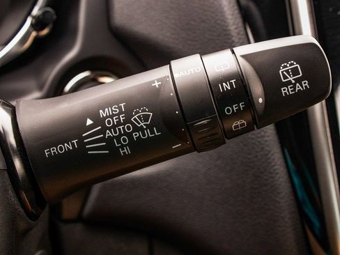 New 2024 Mitsubishi Outlander Sport SE AWD/4WD image 28