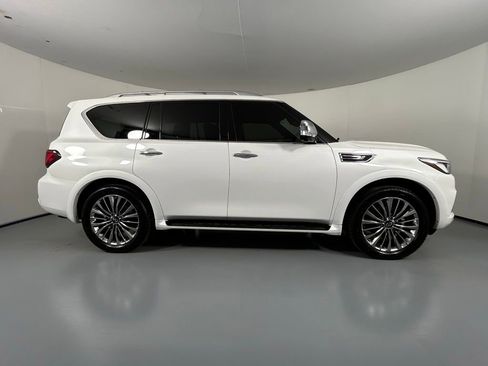 Used 2021 INFINITI QX80 Sensory w/ Cargo Package image 8