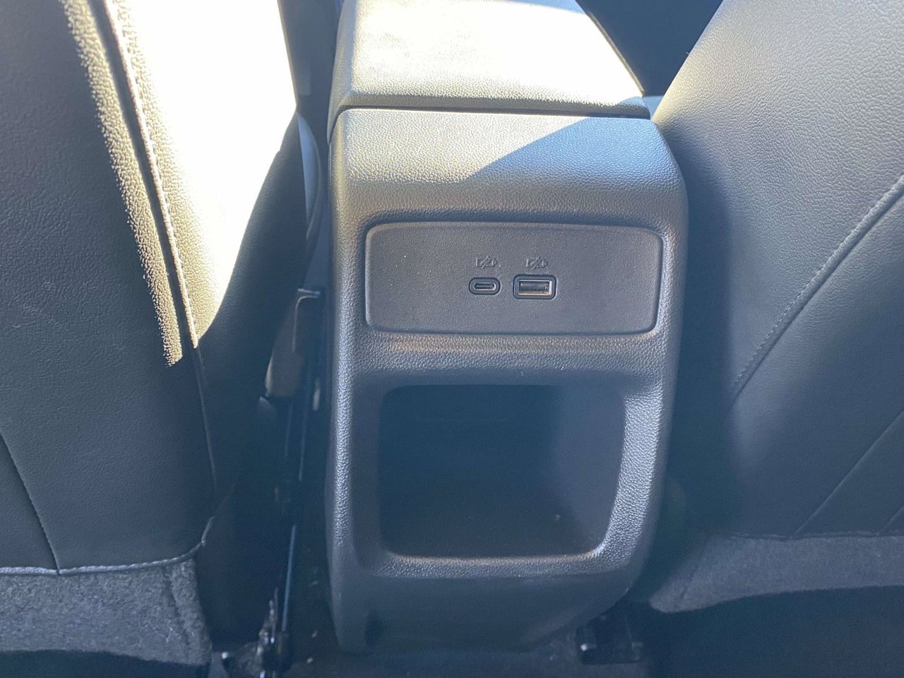 Used 2025 Chevrolet Trax LT FWD image 21