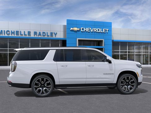 New 2026 Chevrolet Suburban RST w/ RST Capability Package image 31