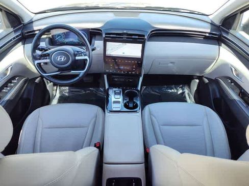 Certified 2024 Hyundai Tucson Limited image 12