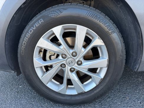 Used 2021 Hyundai Tucson SE w/ Cargo Package FWD image 26