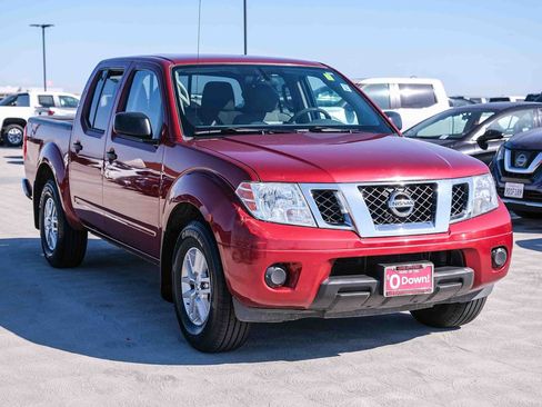 Used 2020 Nissan Frontier SV RWD image 3