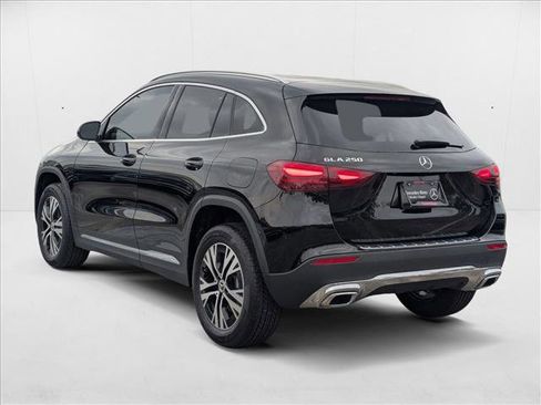 New 2025 Mercedes-Benz GLA 250 image 8