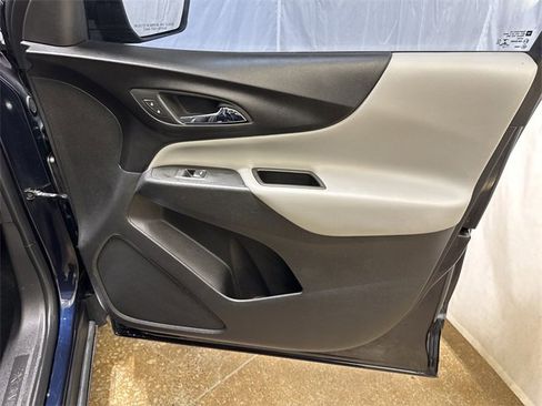 Certified 2020 Chevrolet Equinox LS w/ LS Convenience Package image 25