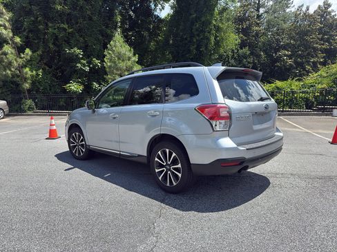 Used 2017 Subaru Forester 2.0XT Touring AWD/4WD image 5